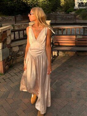 Helsa The Silk Celeste Dress